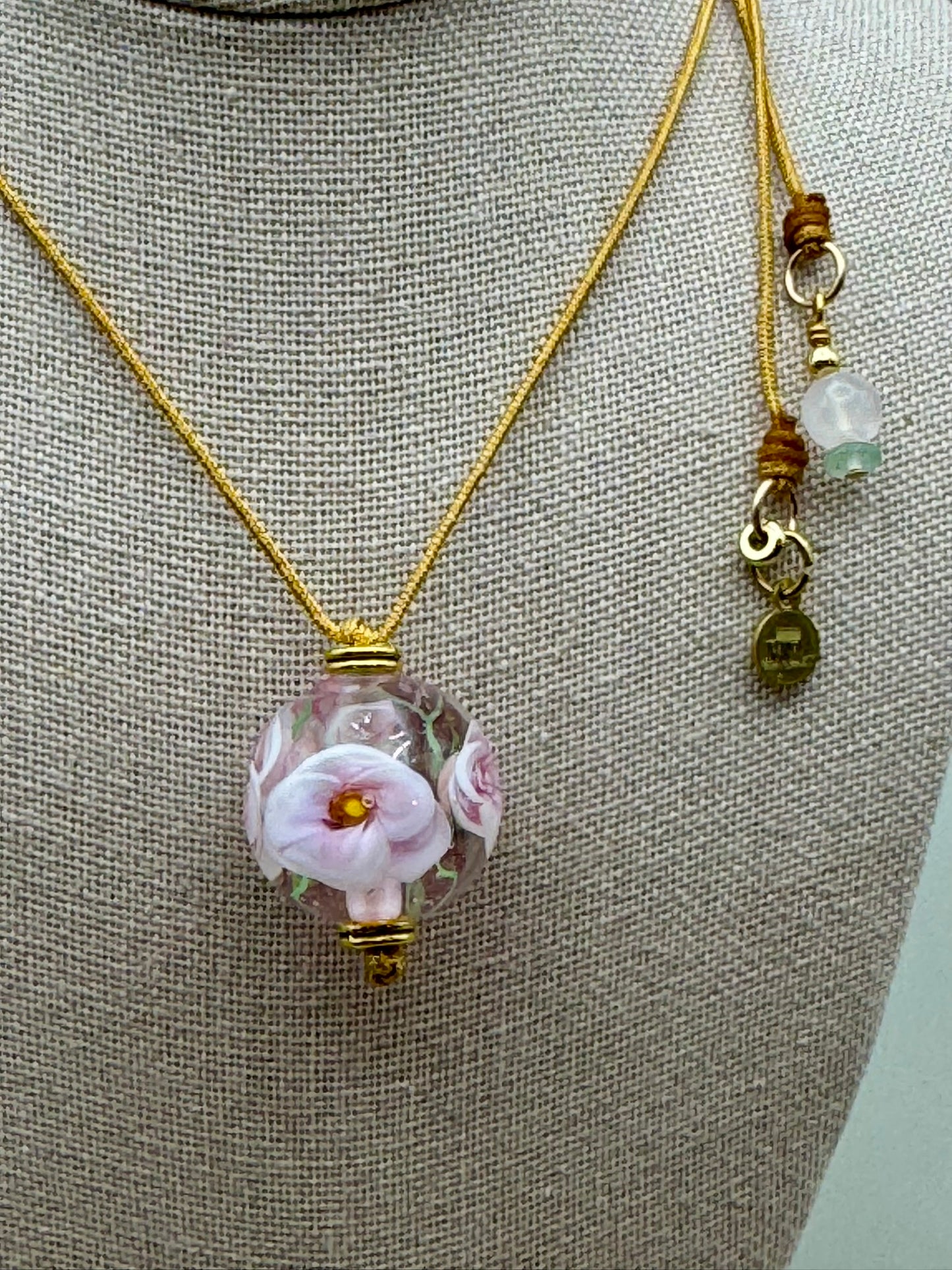 Camelia Necklace