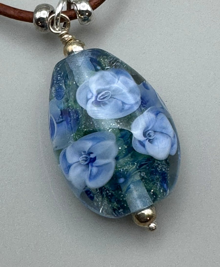 Blue Roses Necklace