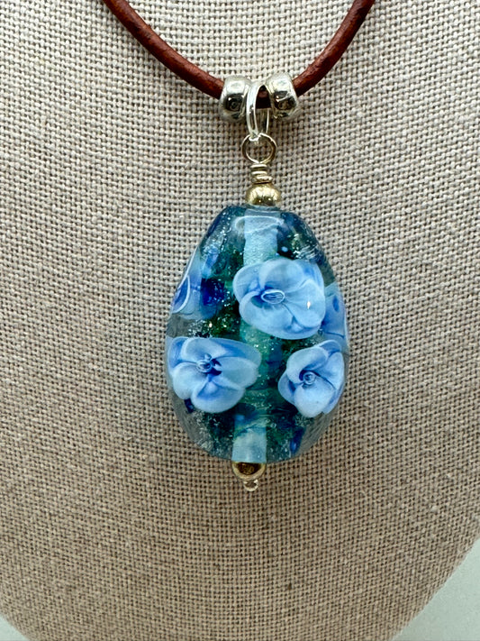 Blue Roses Necklace